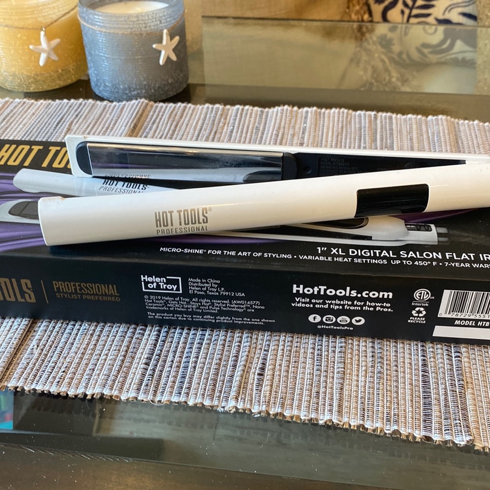 Hot Tools Professional 1inch XL digital flat iron.